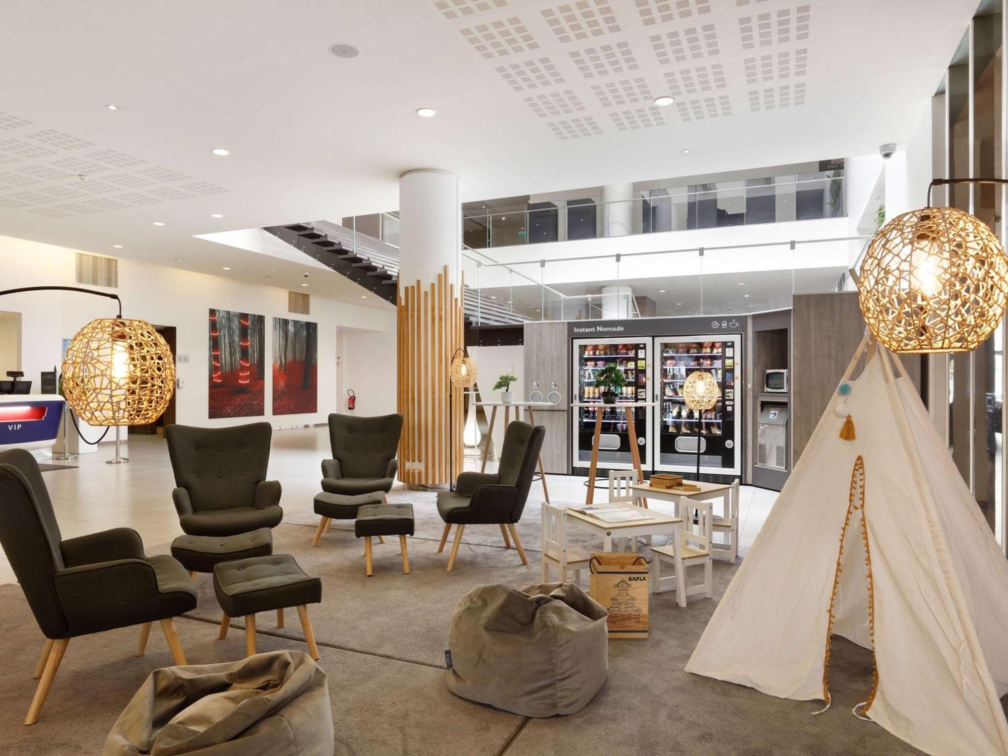 Novotel Paris Est Баньоле Екстериор снимка