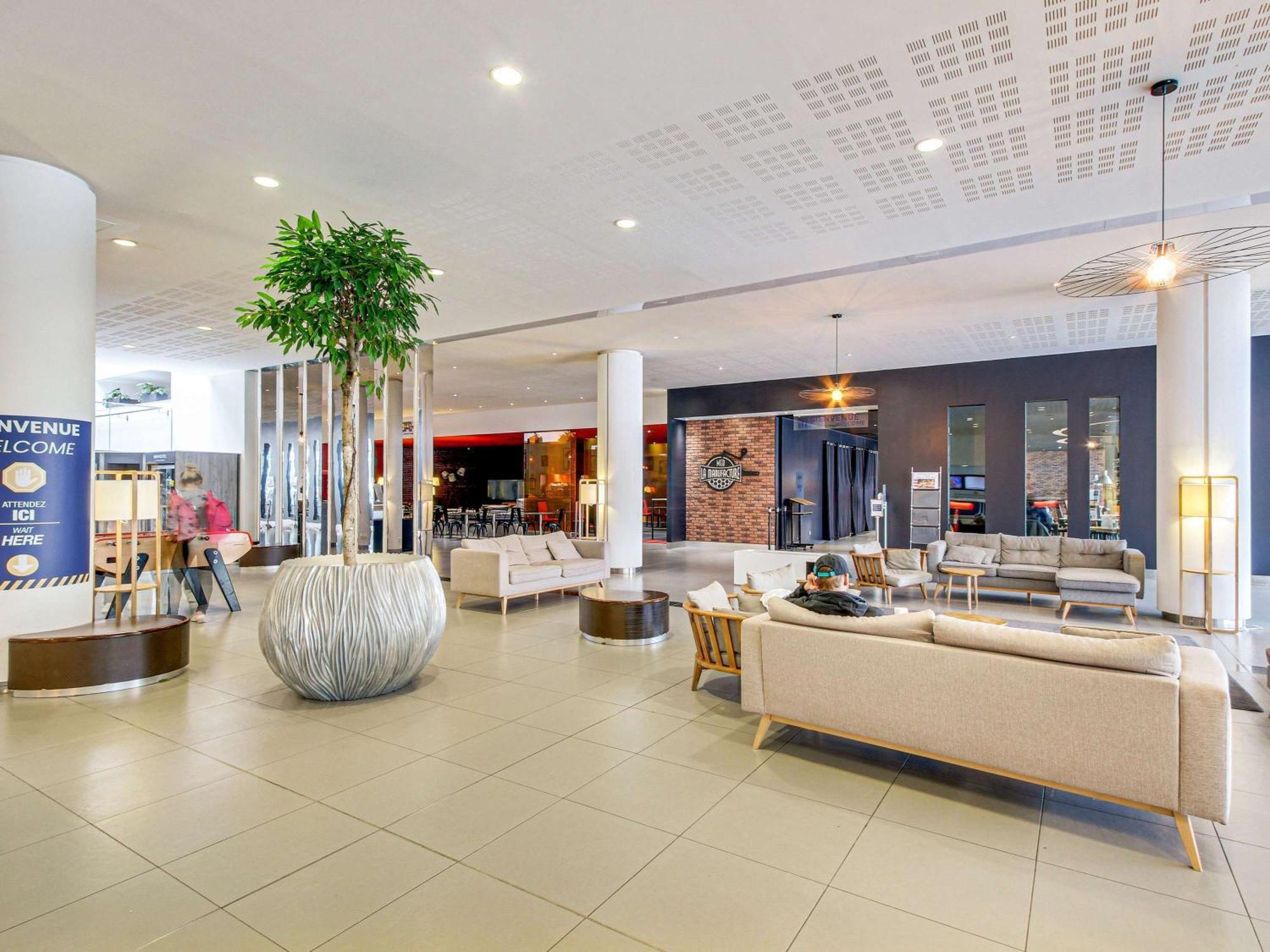Novotel Paris Est Баньоле Екстериор снимка