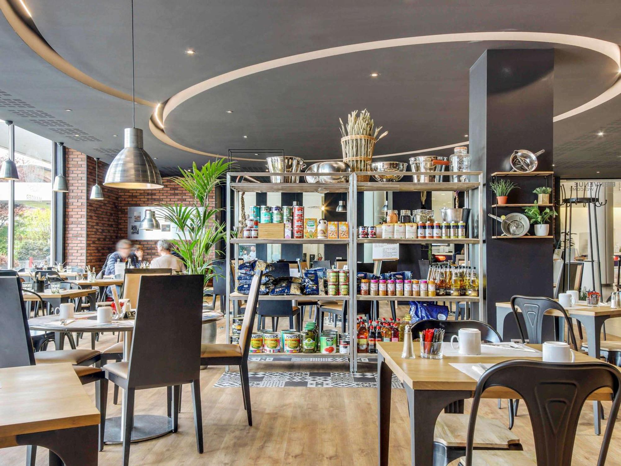 Novotel Paris Est Баньоле Екстериор снимка