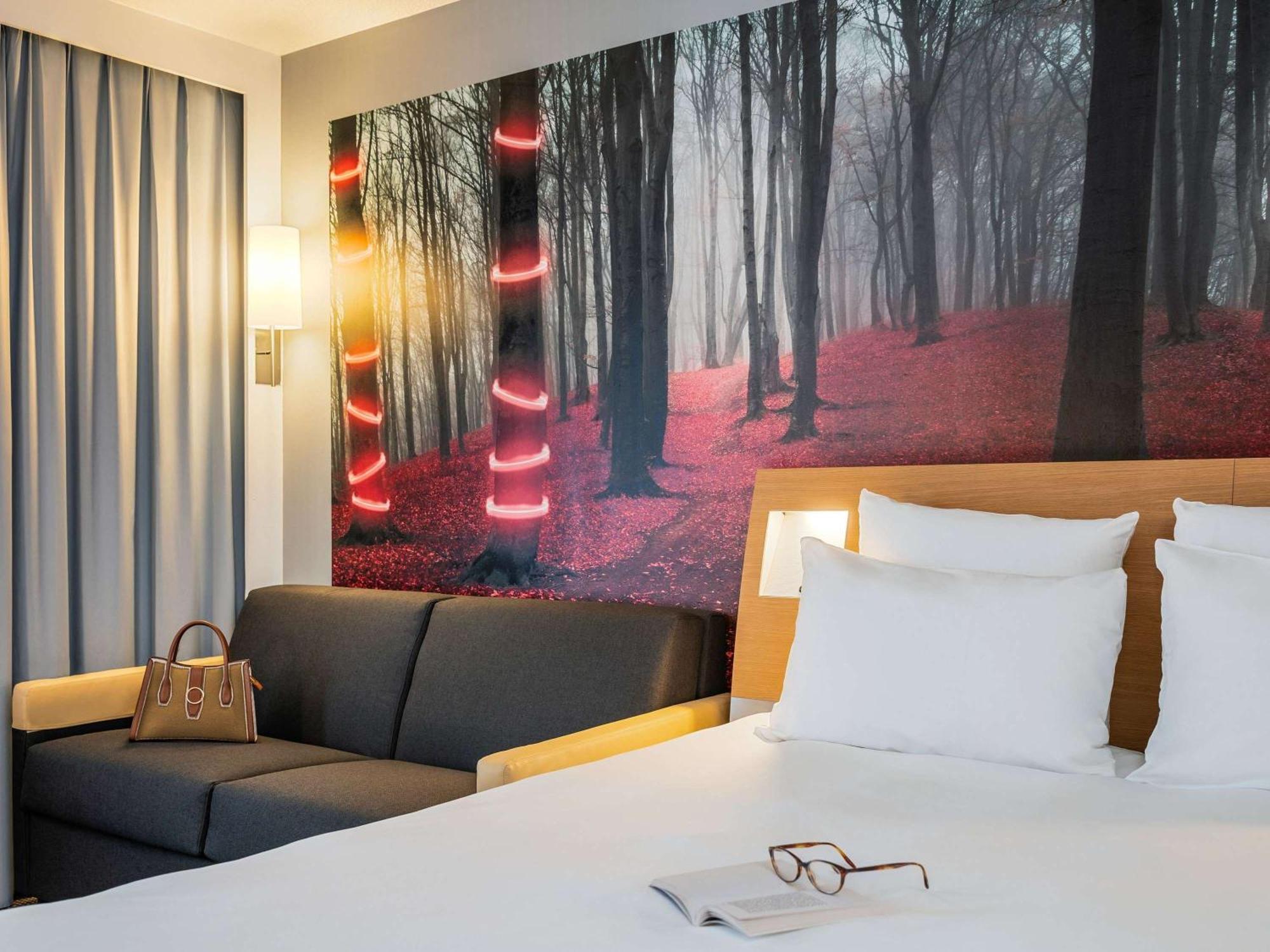 Novotel Paris Est Баньоле Екстериор снимка