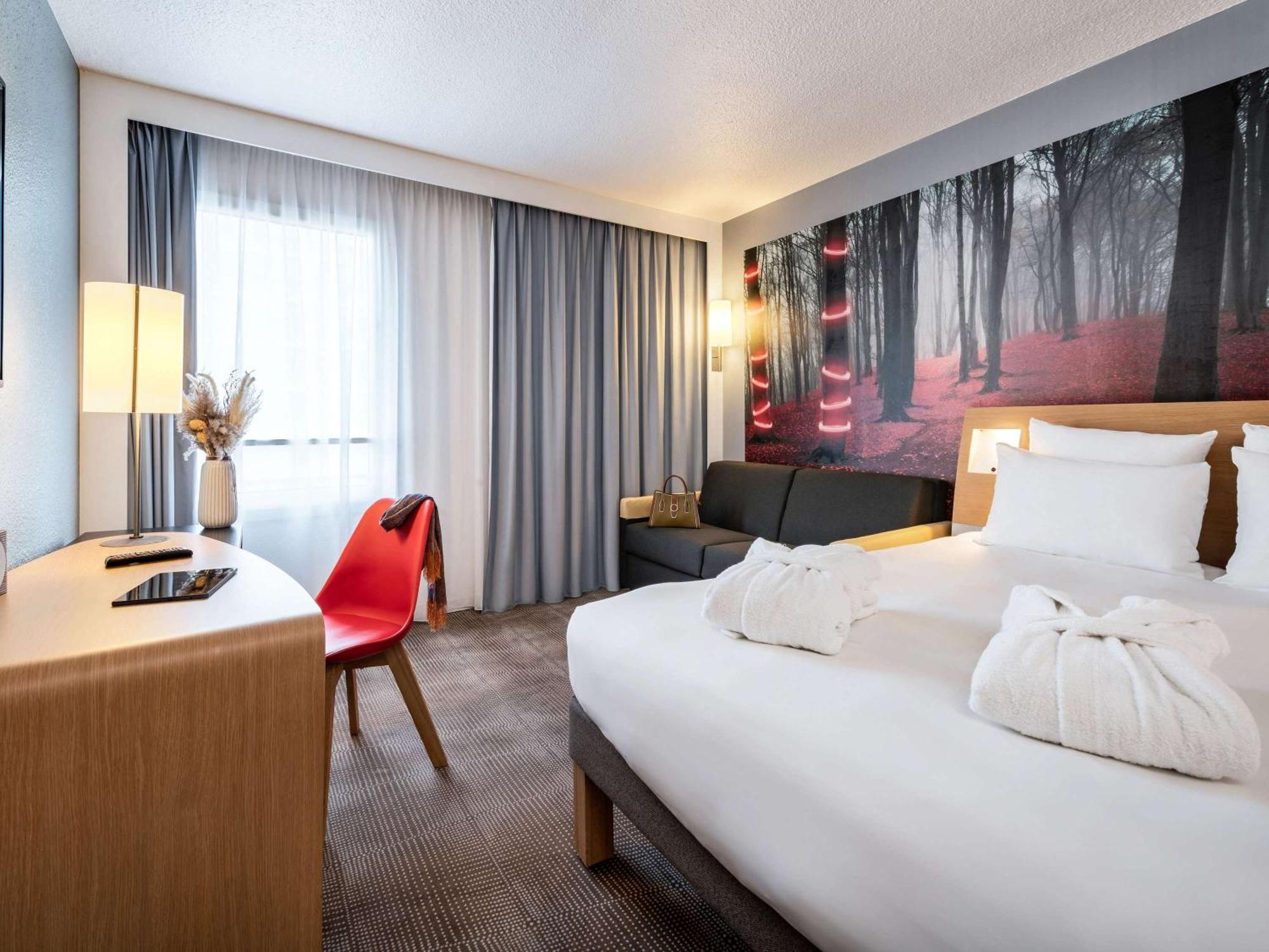 Novotel Paris Est Баньоле Екстериор снимка