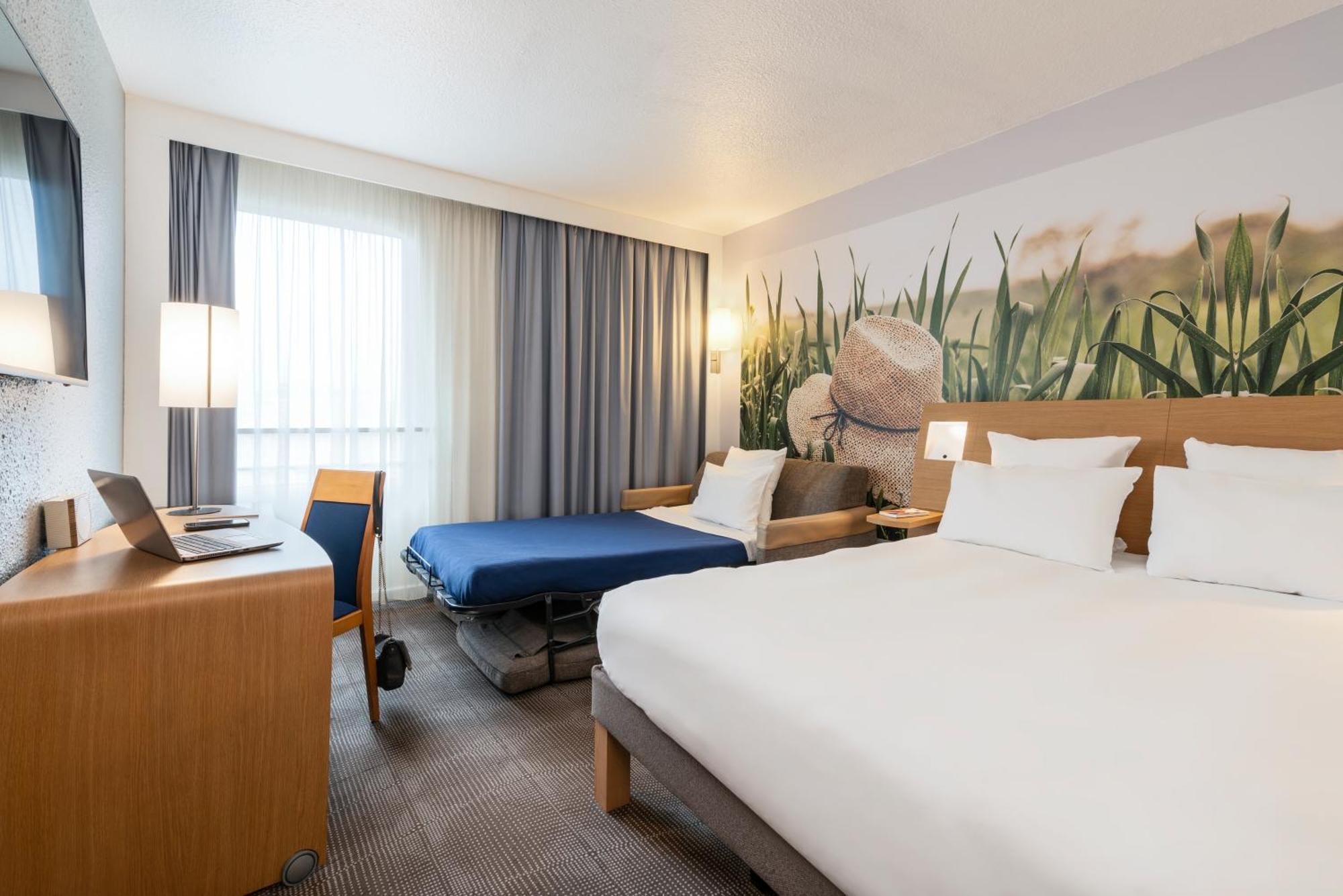 Novotel Paris Est Баньоле Екстериор снимка