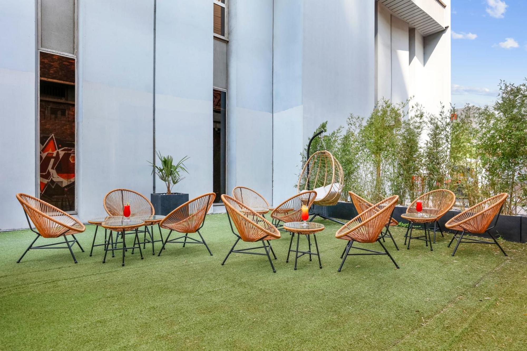 Novotel Paris Est Баньоле Екстериор снимка